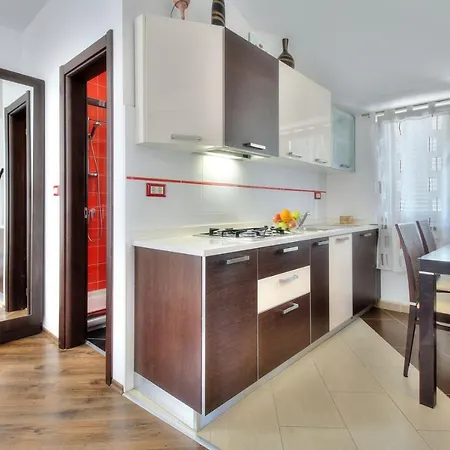 Suzy Gostinjska kuća 3*